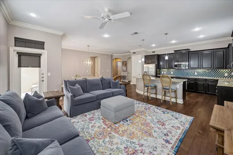 $395,000 | 2120 Kipling Street, Unit 304, Houston, TX 77098