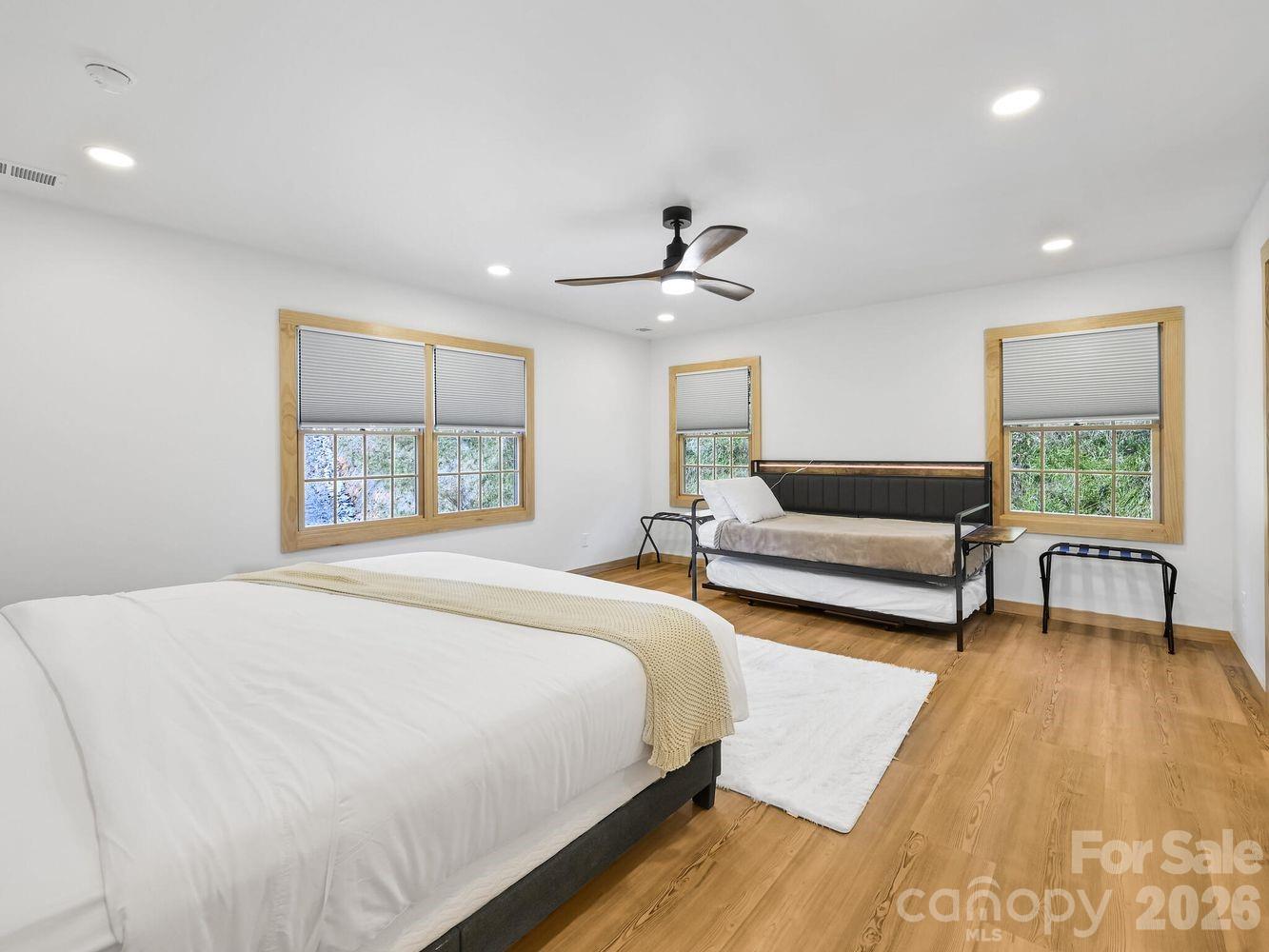 194 Fox Run Road Canton, NC 28716 - Photo 18 of 40