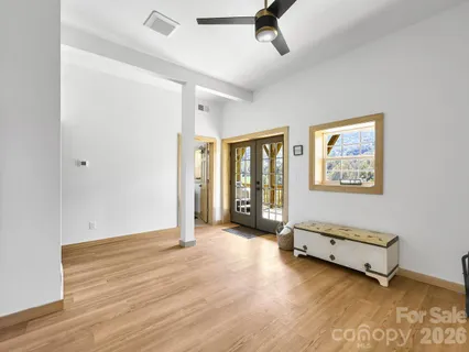 $998,000 | 194 Fox Run Road, Canton, NC 28716