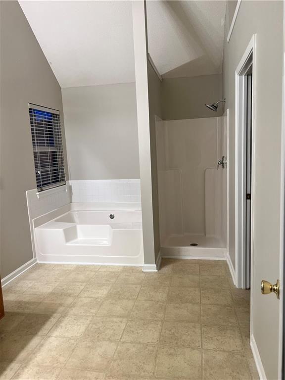 6064 Red Top Loop Union City, GA 30291 - Photo 9 of 10 a view of an empty room