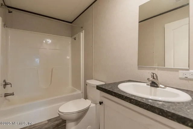 $2,100 | 15472 Shark Road West, Jacksonville, FL 32226