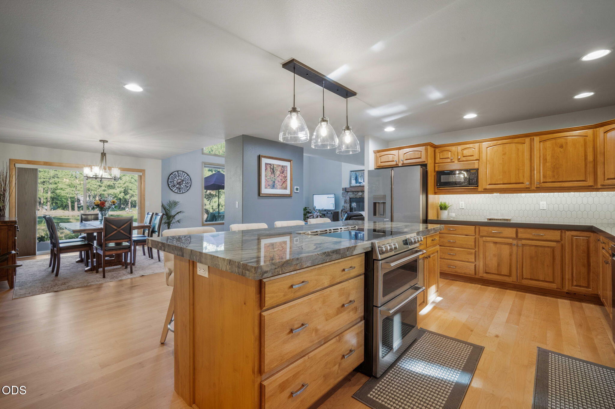 60780 Currant Way Bend, OR 97702 - Photo 17 of 83 Gallery Image 17