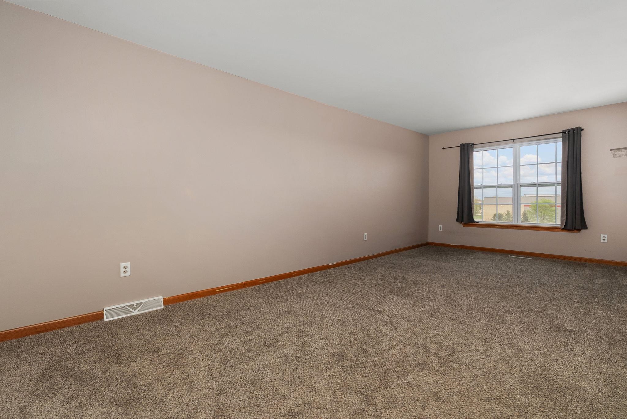 1045 Providence Common Sun Prairie, WI 53590 - Photo 38 of 55