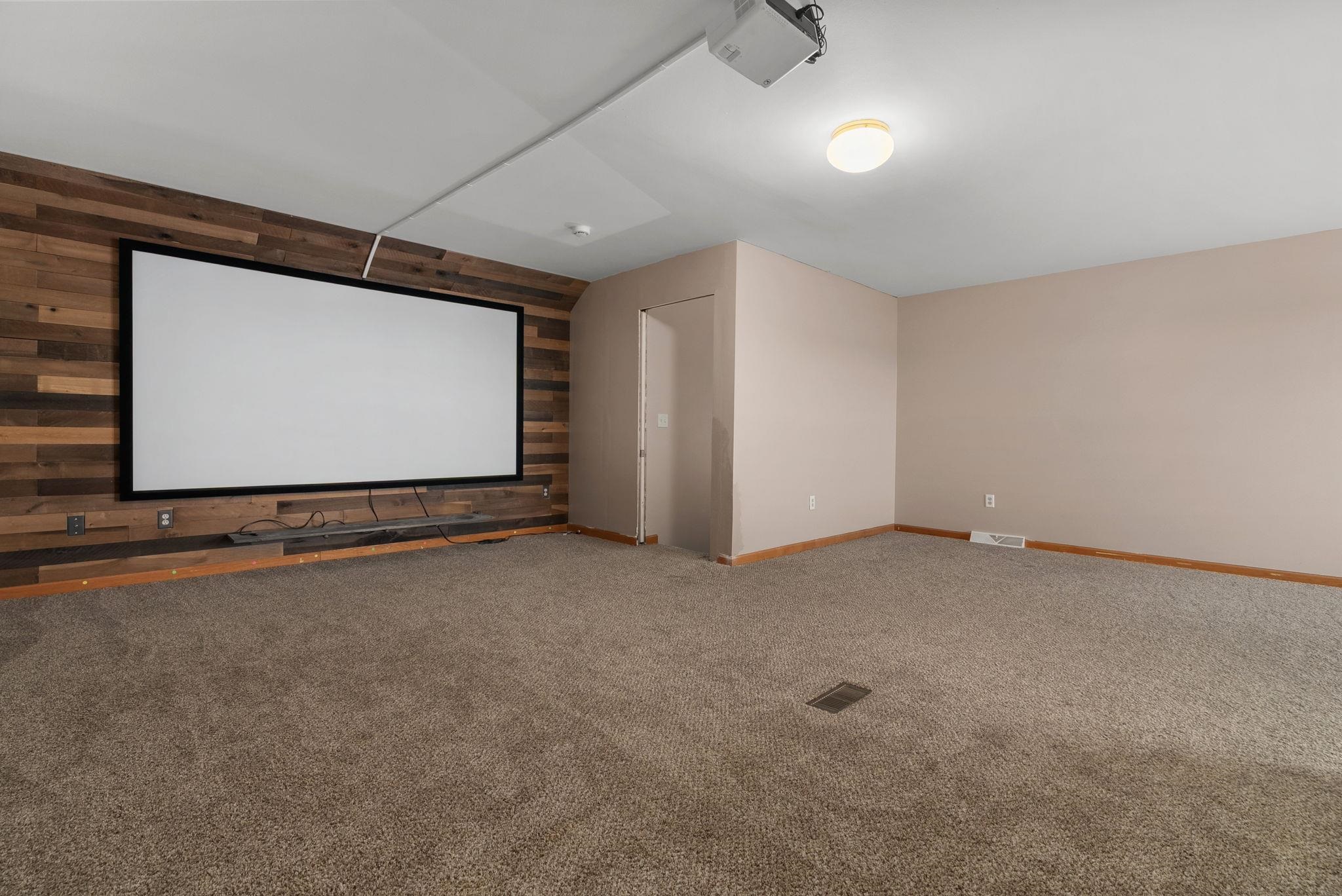 1045 Providence Common Sun Prairie, WI 53590 - Photo 46 of 55