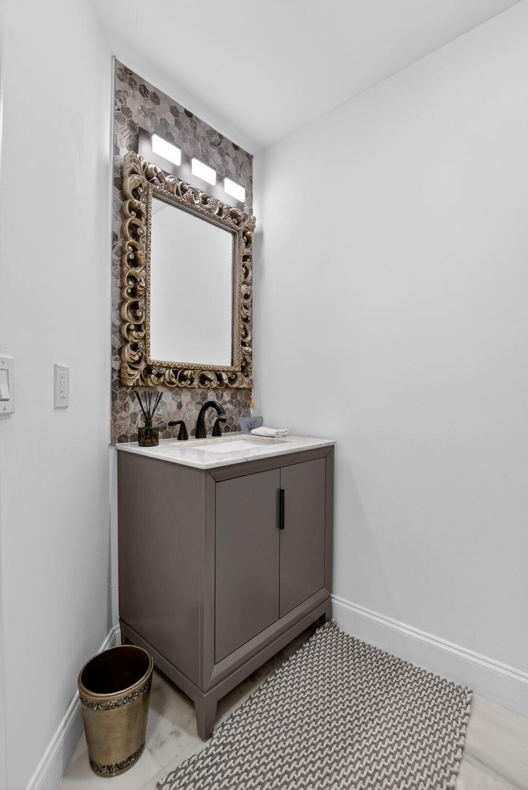 23260 Mirabella Circle North Boca Raton, FL 33433 - Photo 27 of 71 27-web-or-mls-DSC_2540