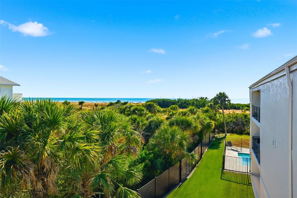 450 Beach Road, Unit 3 Sarasota, FL 34242 - Photo 48 of 68