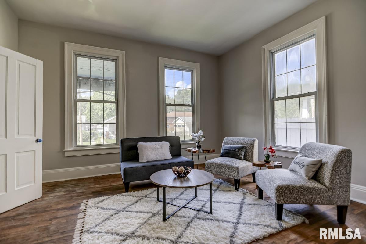 1116 West Monroe Street Springfield, IL 62704 - Photo 5 of 35 Gallery Image 5