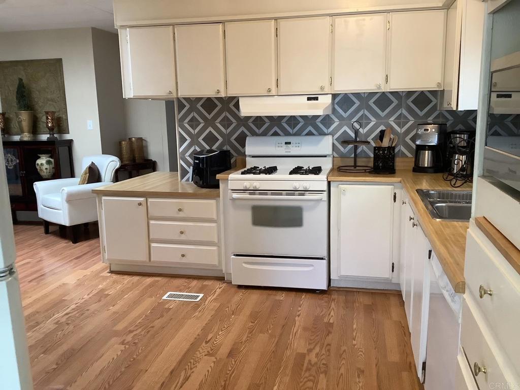 650 South Rancho Santa Fe Road, Unit 294 San Marcos, CA 92078 - Photo 11 of 31