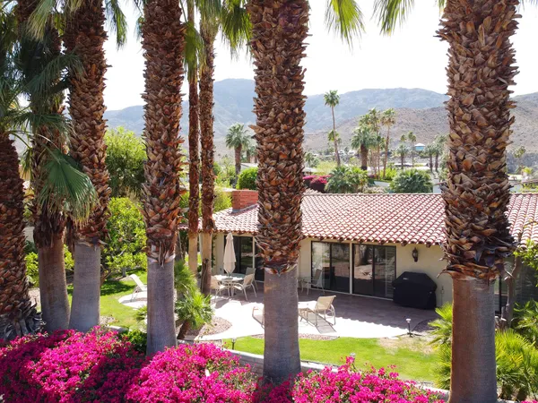 a view of outdoor space and city view