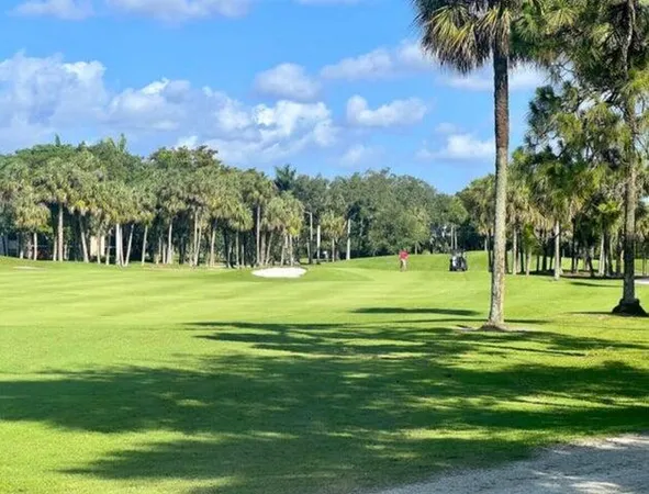 $1,800 | 2420 DC Country Club Boulevard, Unit 305D, Deerfield Beach, FL 33442