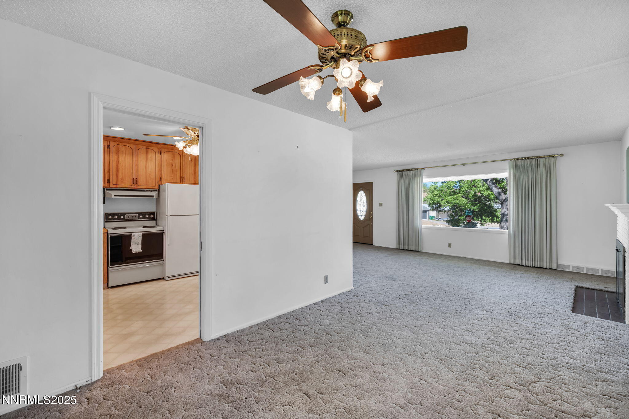 895 Stoker Avenue Reno, NV 89503 - Photo 39 of 43 39-web-or-mls-895-stoker-ave