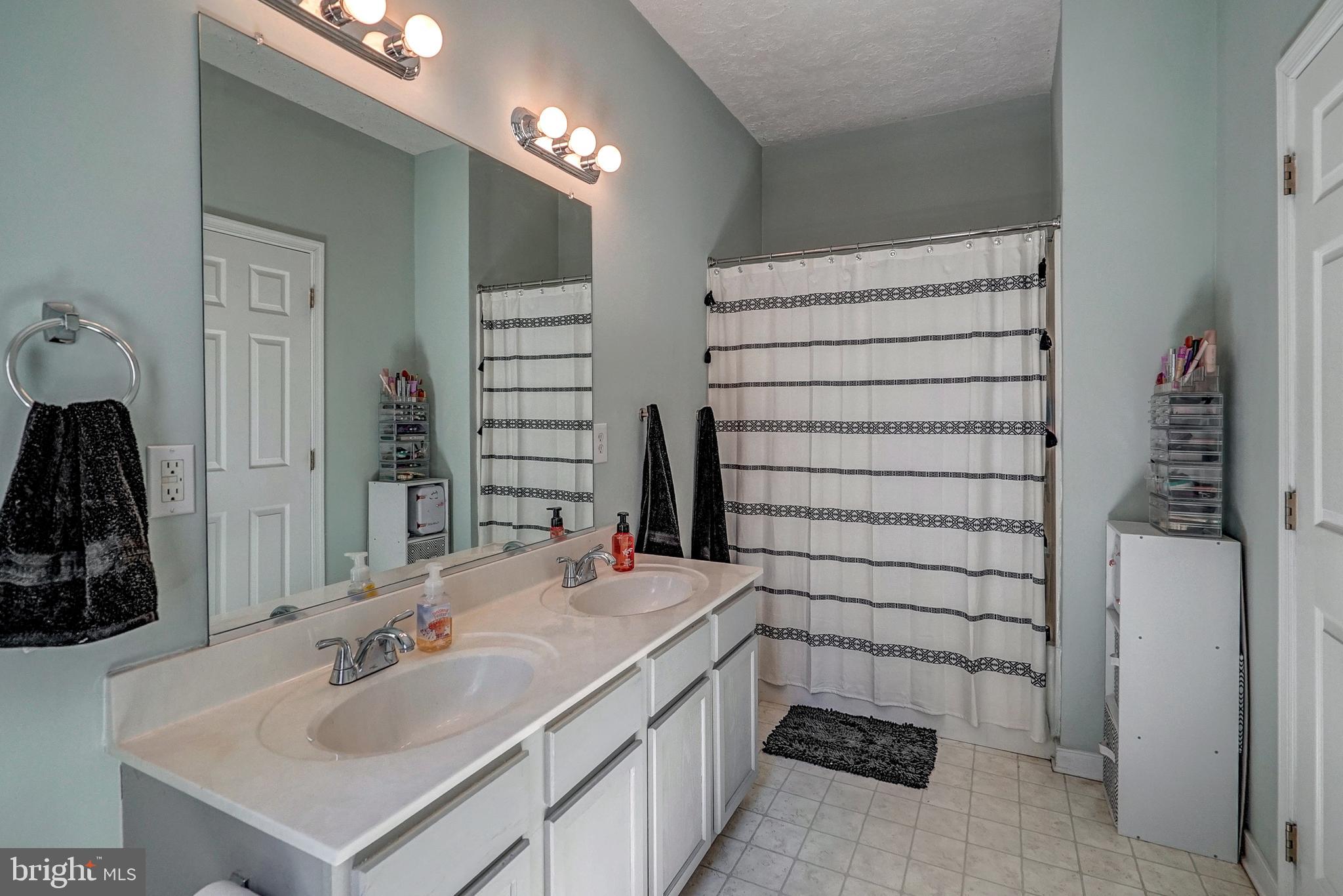 2493 Roundabout Road Louisa, VA 23093 - Photo 16 of 48 Gallery Image 16