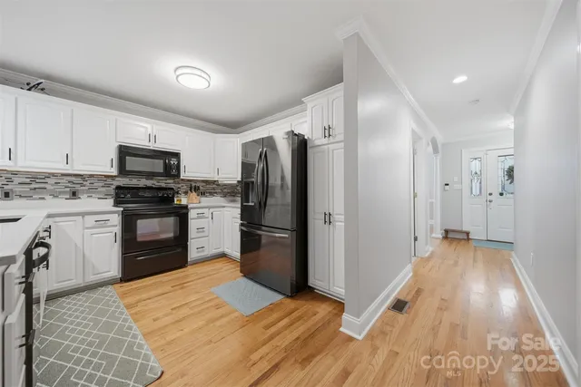 $359,900 | 114 Hill Street, Granite Falls, NC 28630