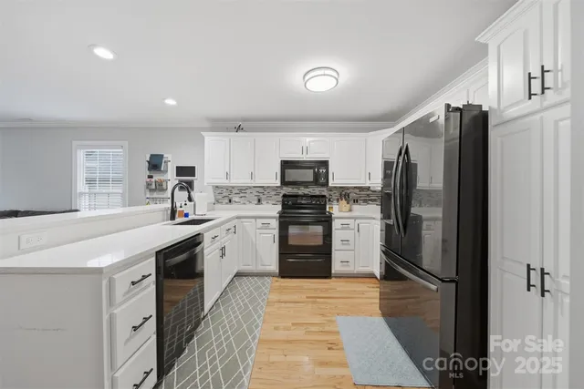 $359,900 | 114 Hill Street, Granite Falls, NC 28630