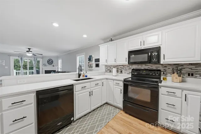 $359,900 | 114 Hill Street, Granite Falls, NC 28630