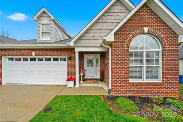 $359,900 | 114 Hill Street, Granite Falls, NC 28630