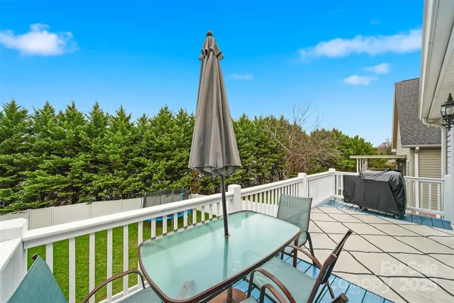 $359,900 | 114 Hill Street, Granite Falls, NC 28630