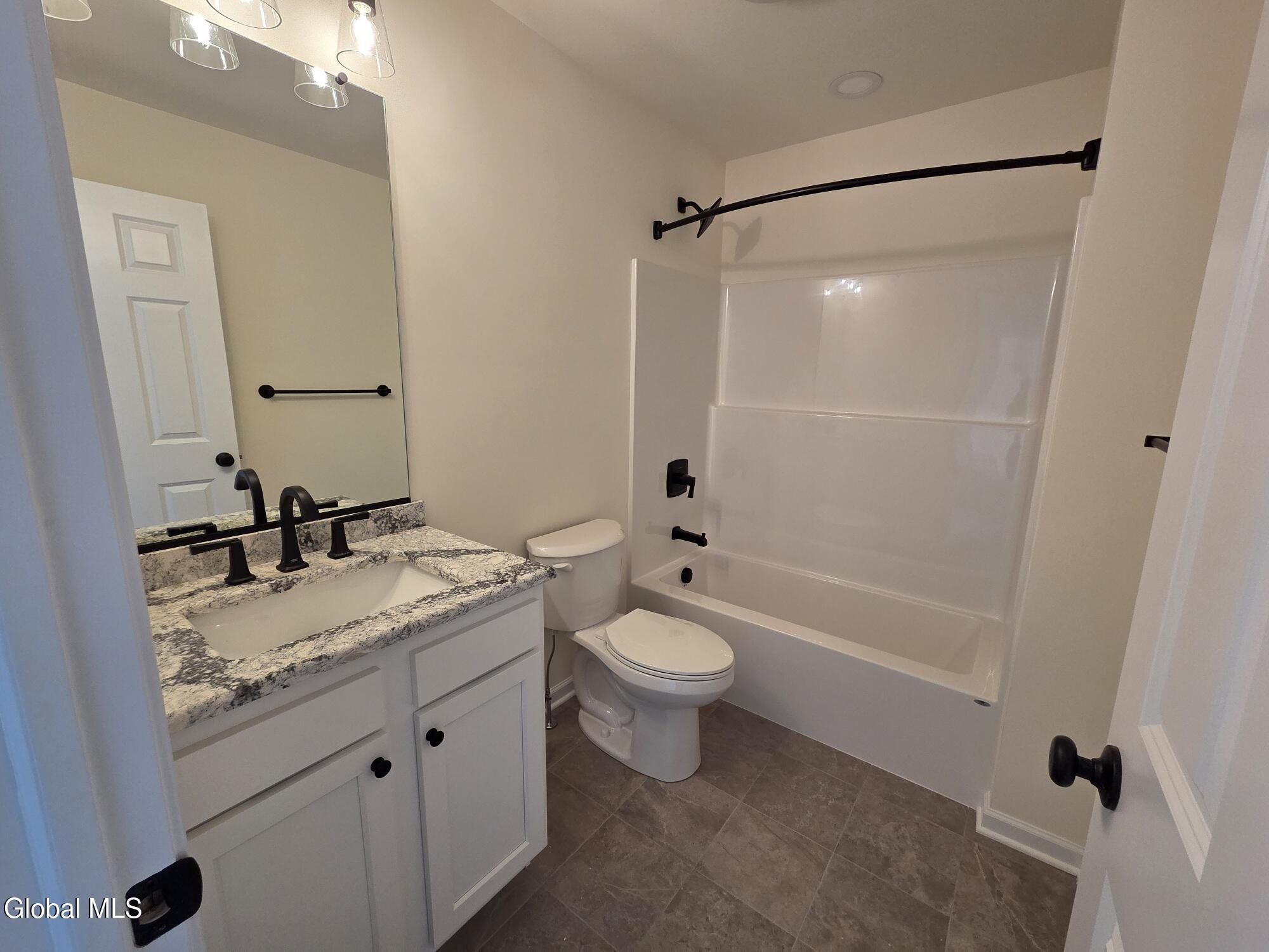 215 Co Rte 32 Valatie, NY 12184 - Photo 20 of 22 20250721_144646_resized