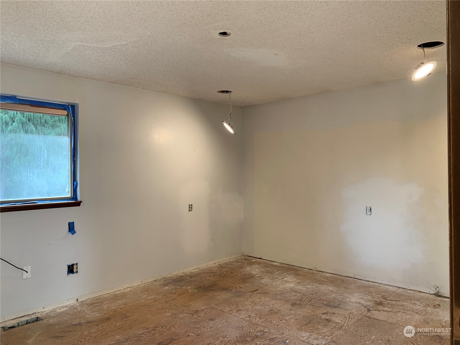 15509 Southeast 178th Place Renton, WA 98058 - Photo 15 of 27