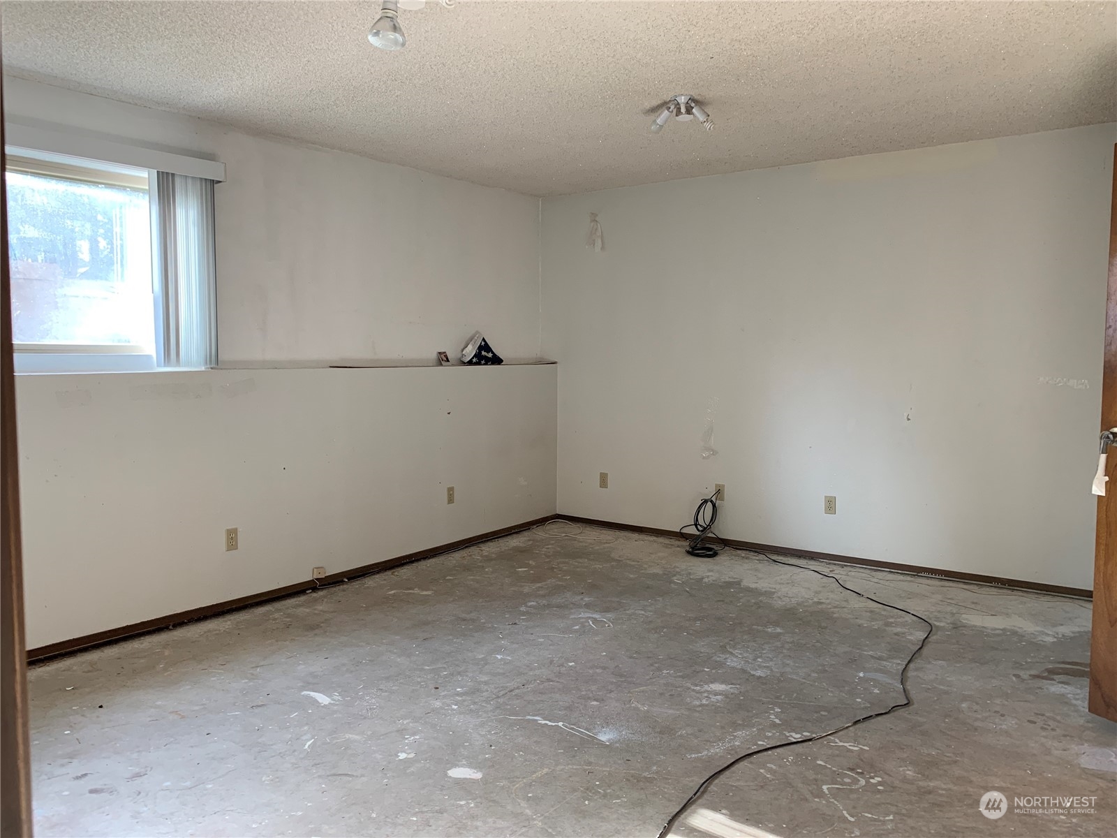 15509 Southeast 178th Place Renton, WA 98058 - Photo 18 of 27