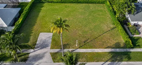 $3,000,000 | 245 Puritan Road, West Palm Beach, FL 33405