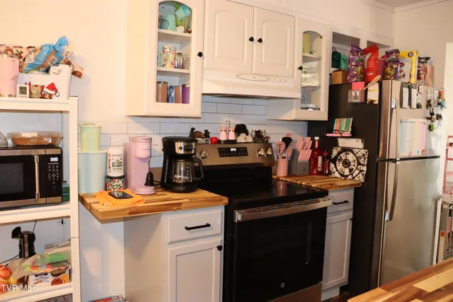 $129,900 | 48 Laurel Ridge, Big Stone Gap, VA 24219