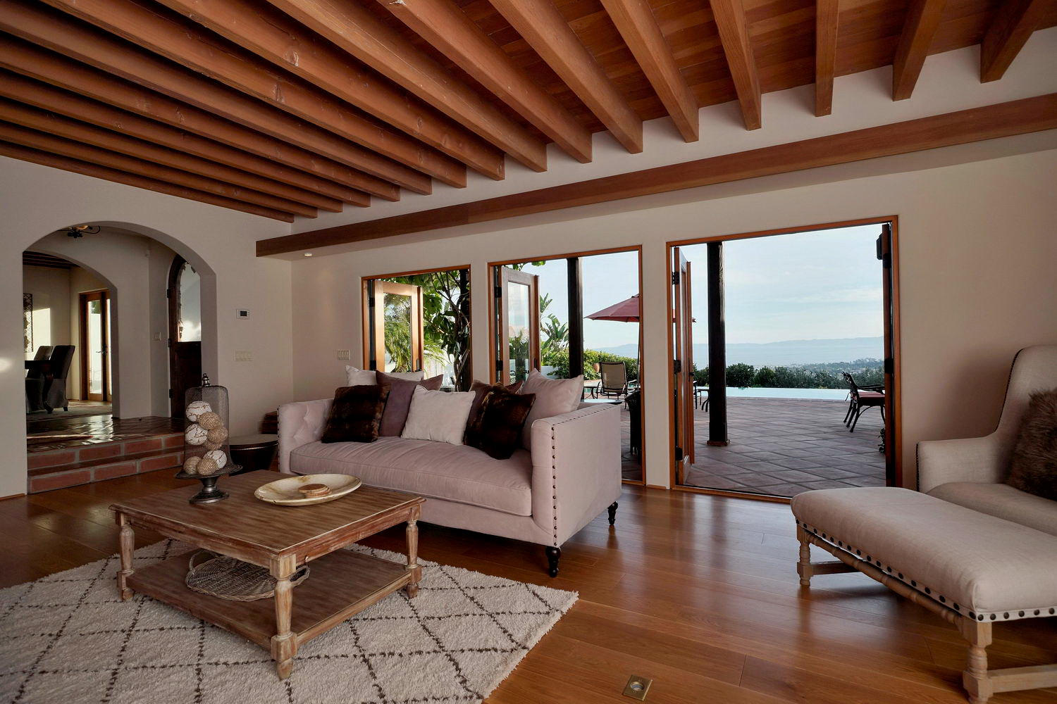 1054 Arbolado Road Santa Barbara, CA 93103 - Photo 4 of 26 003_ARBOLADO_17
