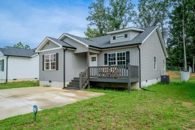 $260,000 | 1401 Eastbrook Drive Southeast, Dalton, GA 30721