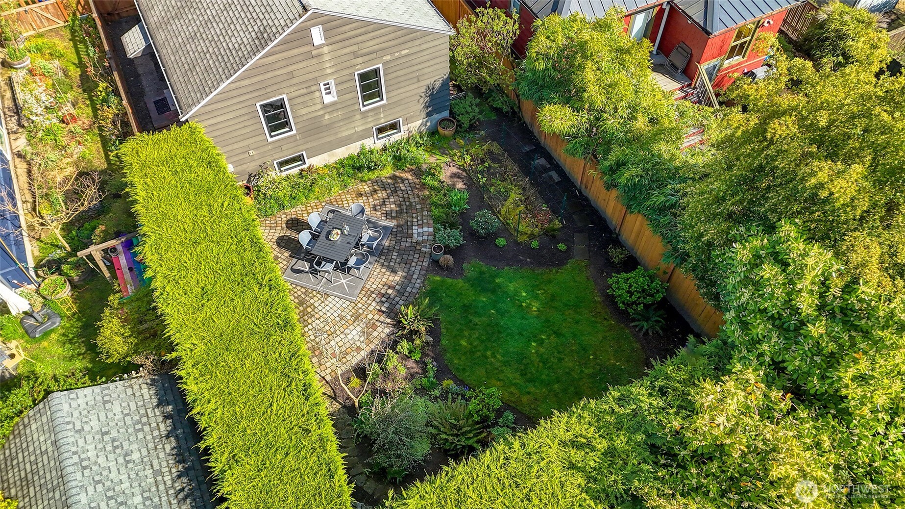 4115 Ashworth Avenue North Seattle, WA 98103 - Photo 25 of 31 a view of a garden with plants