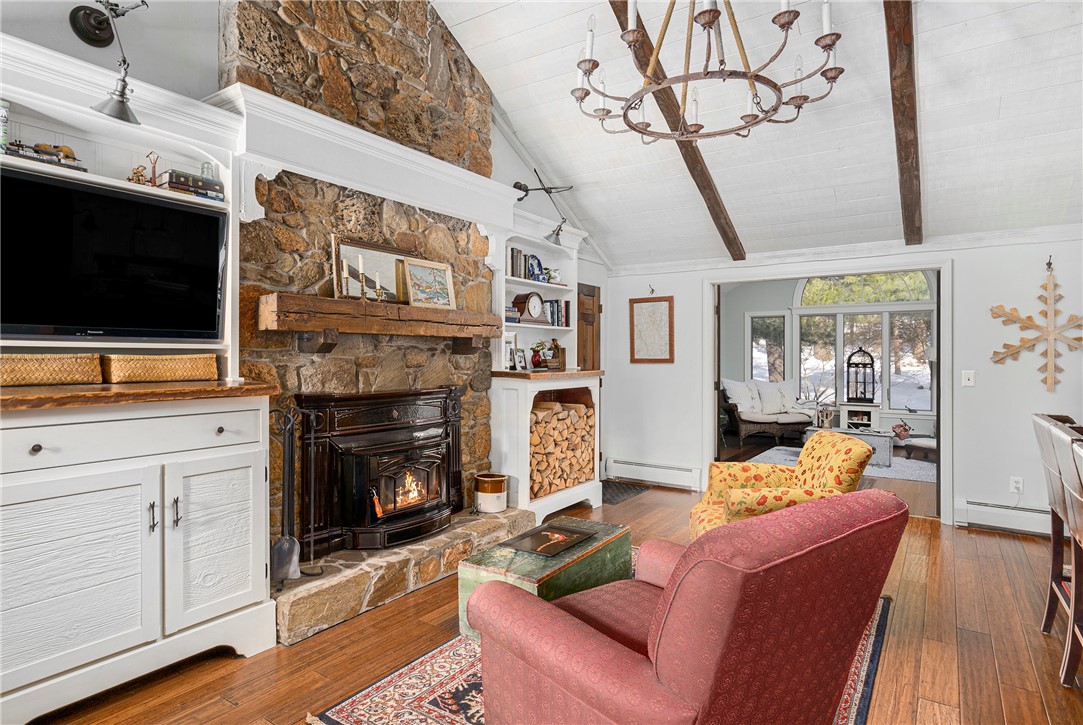 20 Locust Valley Road Exeter, RI 02822 - Photo 10 of 49