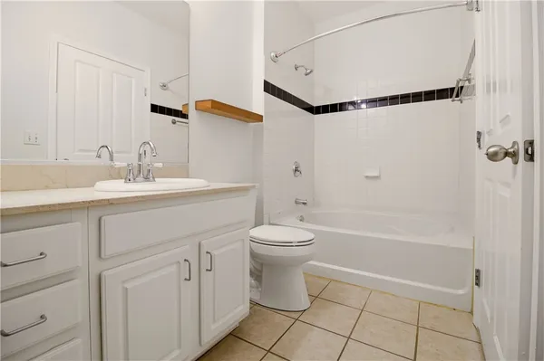 $2,200 | 1000 Providence Place, Unit 422, Providence, RI 02903
