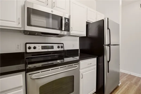 $2,200 | 1000 Providence Place, Unit 422, Providence, RI 02903