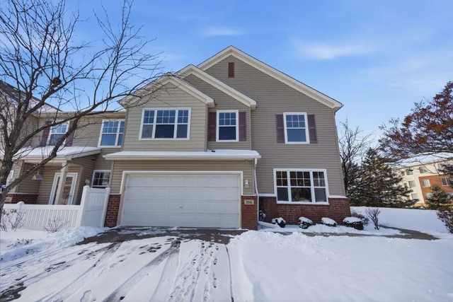 $290,000 | 9245 Holly Lane North, Maple Grove, MN 55311