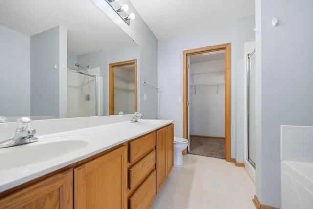 $290,000 | 9245 Holly Lane North, Maple Grove, MN 55311