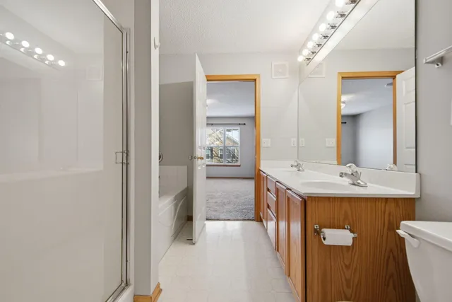 $290,000 | 9245 Holly Lane North, Maple Grove, MN 55311