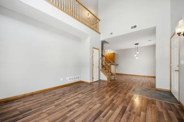 $290,000 | 9245 Holly Lane North, Maple Grove, MN 55311