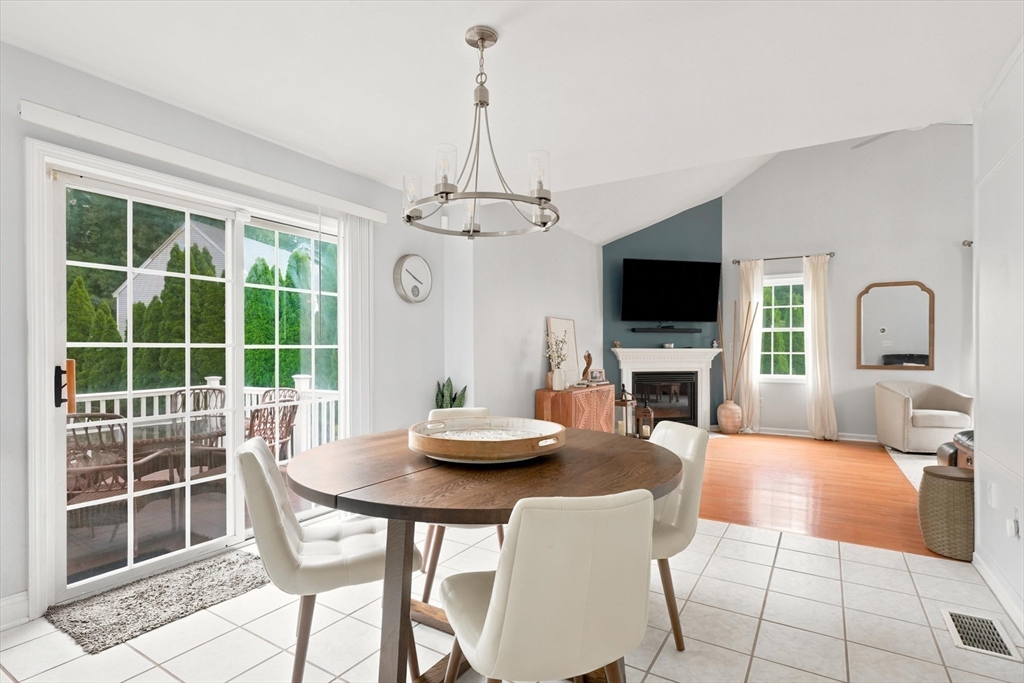 14 Bartlett Road Methuen, MA 01844 - Photo 6 of 42
