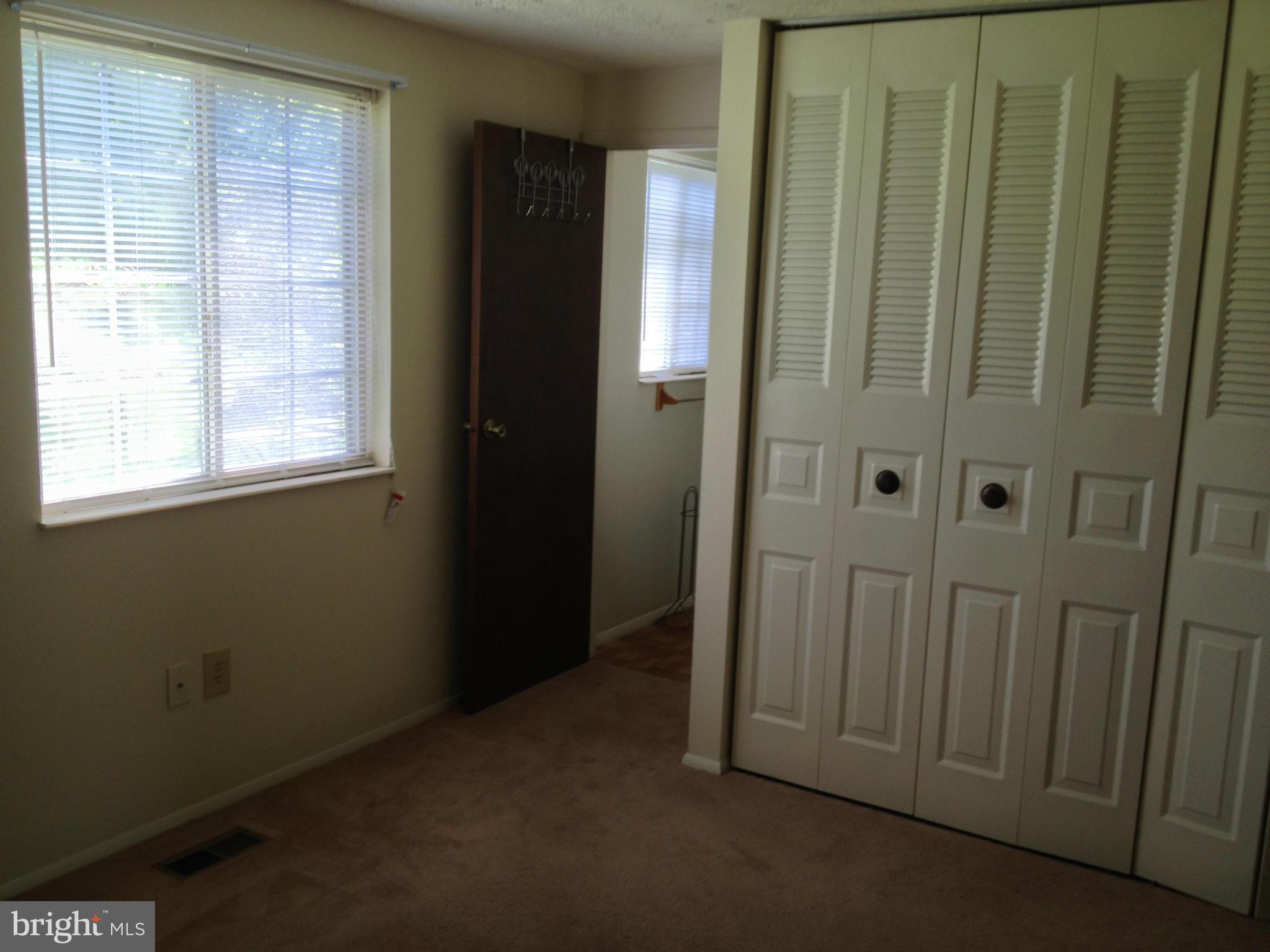 9218 Briarchip Street Laurel, MD 20708 - Photo 10 of 38