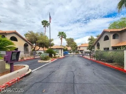 $1,295 | 2606 South Durango Drive, Unit 277, Las Vegas, NV 89117