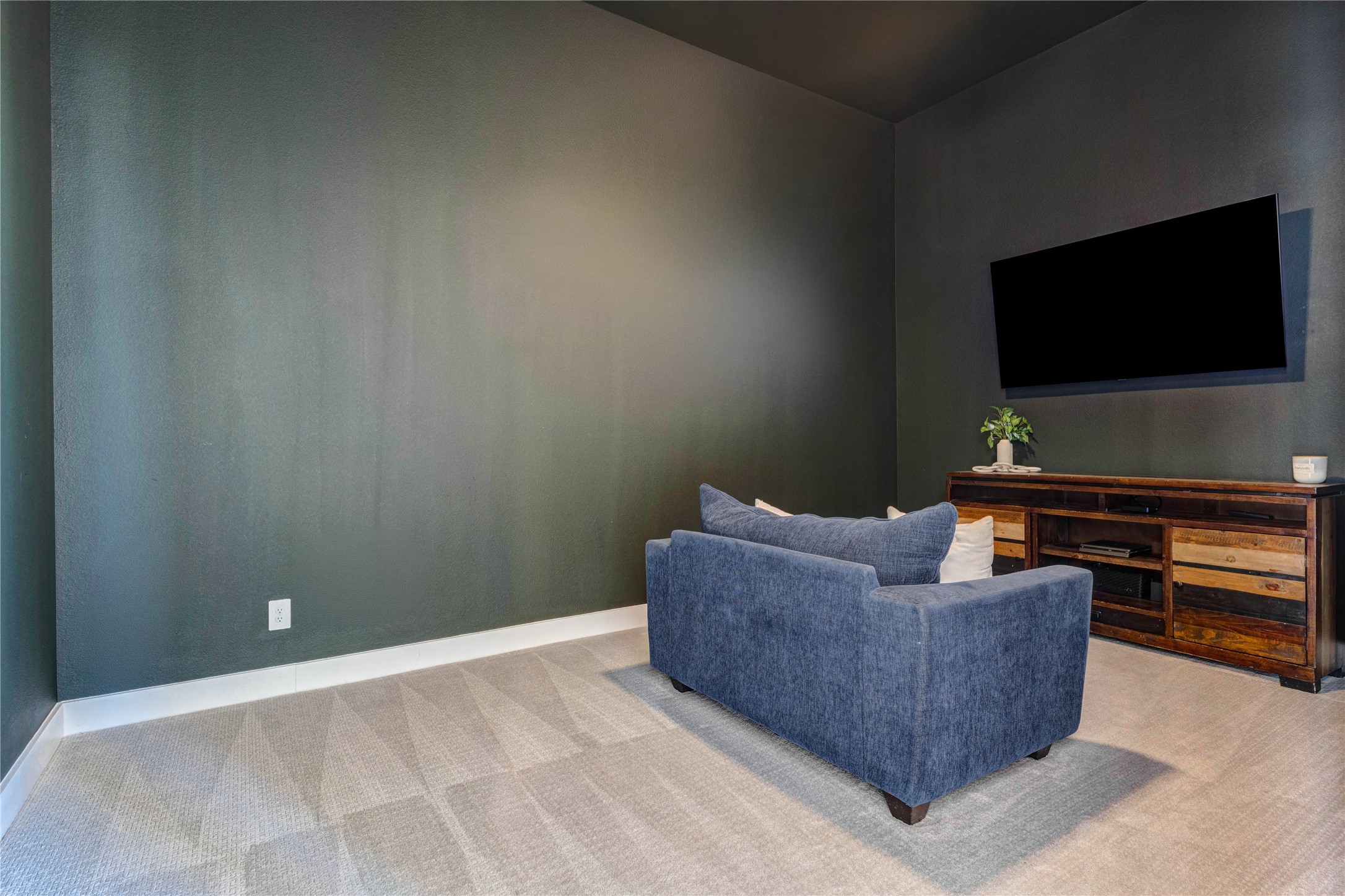 4510 Windmill Lndg Lane Fulshear, TX 77441 - Photo 10 of 48 a living room with furniture and a flat screen tv
