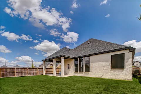 $685,000 | 4510 Windmill Lndg Lane, Fulshear, TX 77441