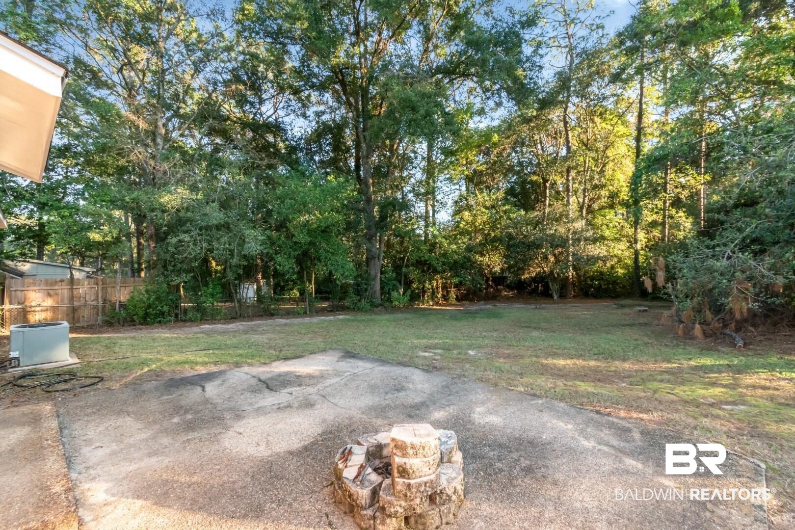 5517 Vanderbilt Drive Mobile, AL 36608 - Photo 28 of 33 View of yard featuring a patio