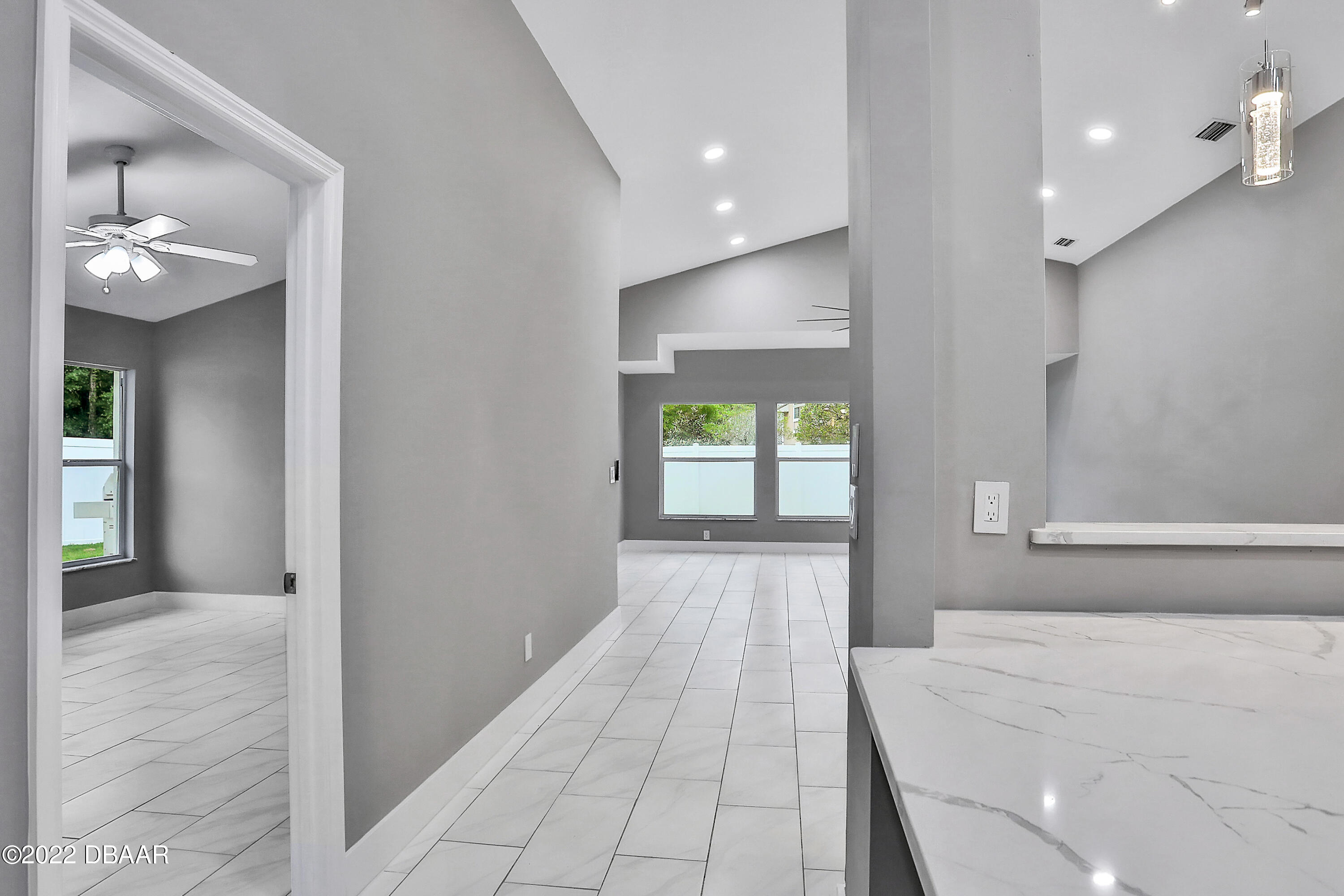 27 Meadow Ridge View Ormond Beach, FL 32174 - Photo 8 of 30 297A6069