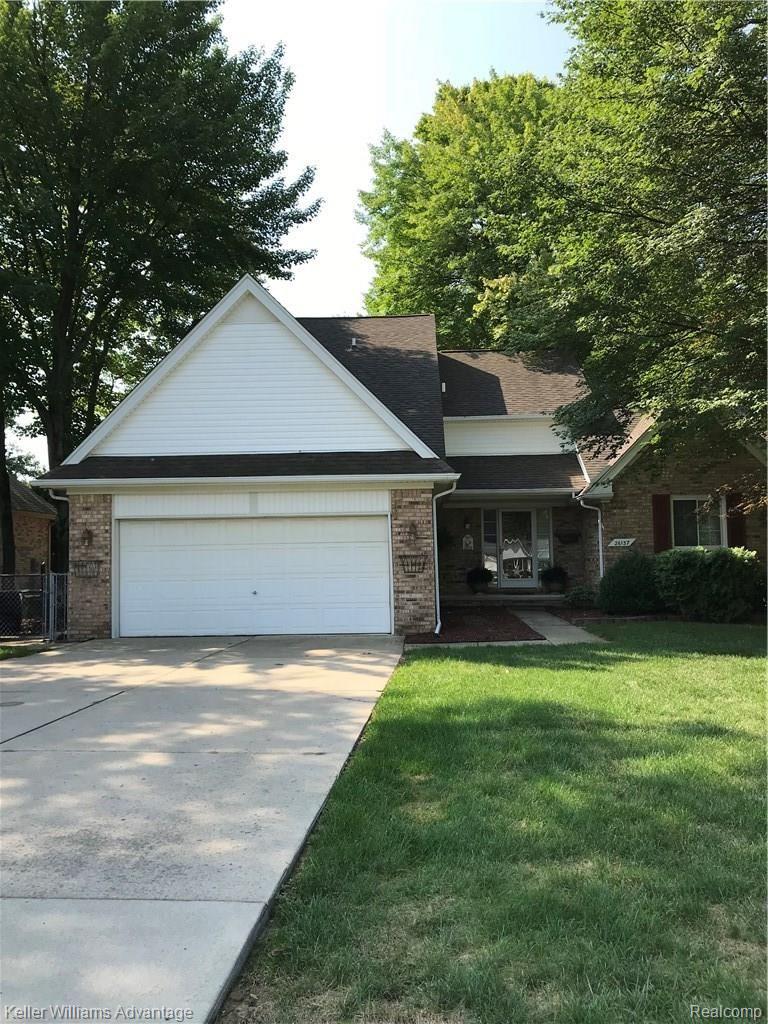 26137 King Road Romulus, MI 48174 - Photo 1 of 35 IMG_0738.jpg