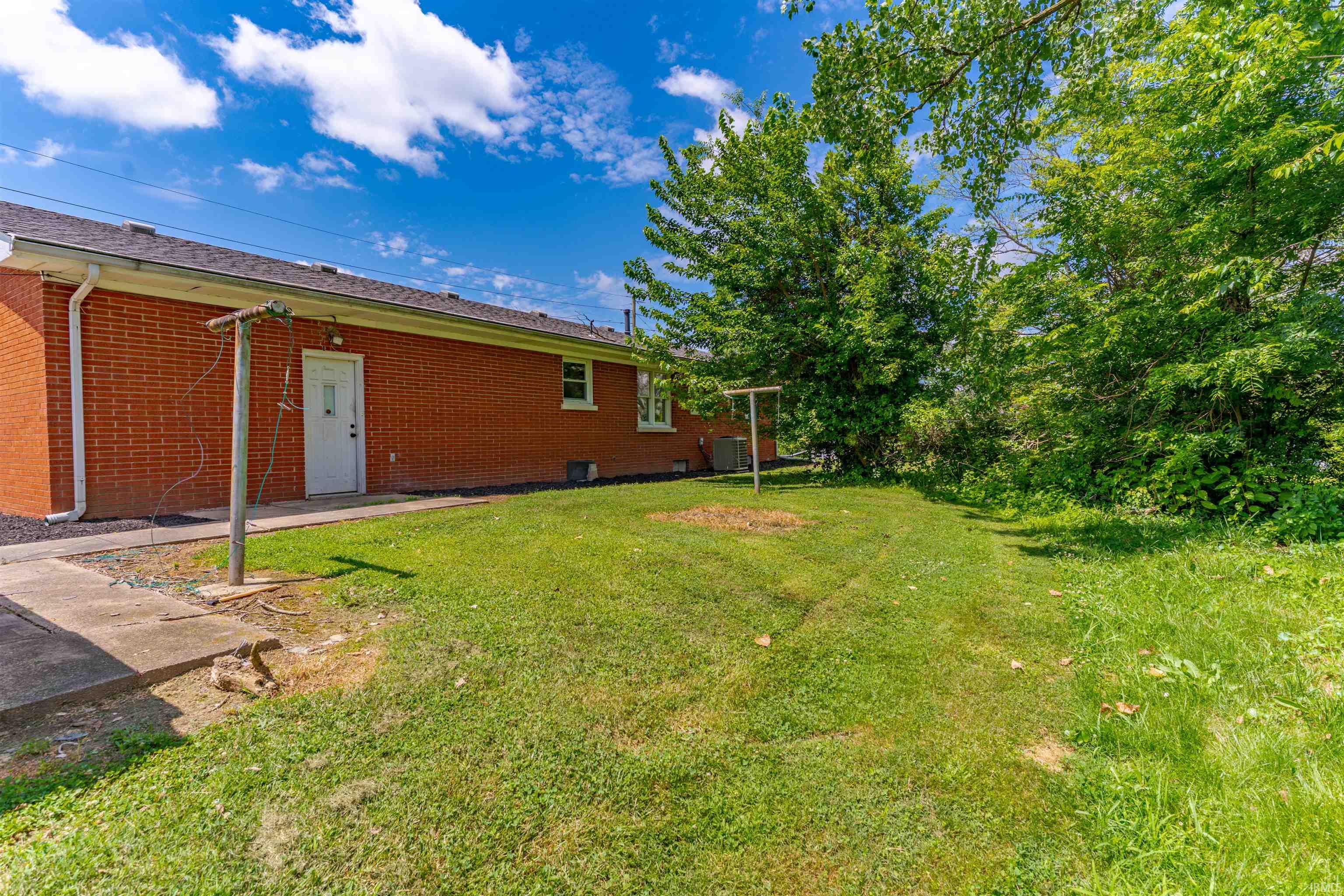 902 Maxville Road Boonville, IN 47601 - Photo 25 of 36