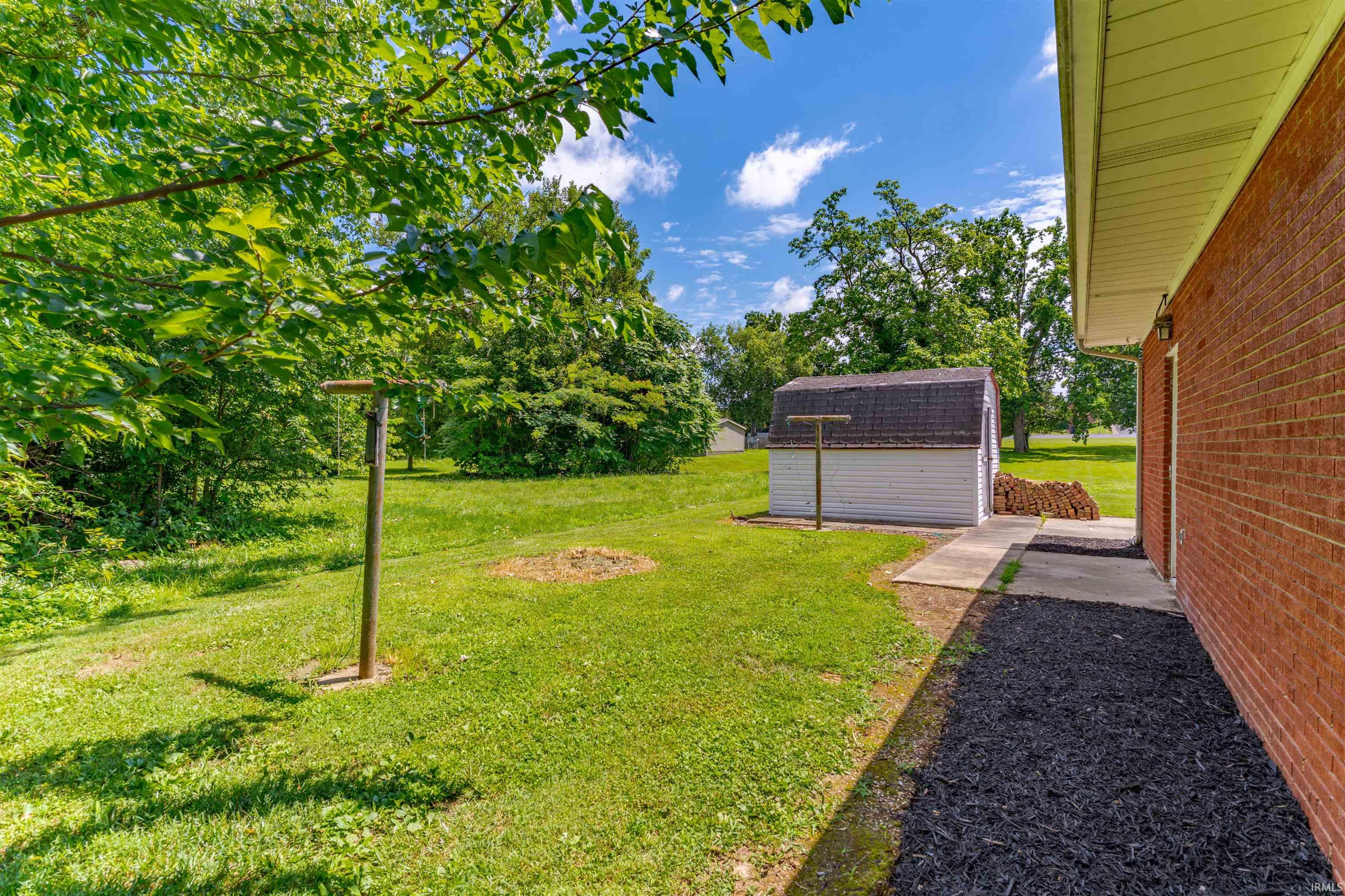 902 Maxville Road Boonville, IN 47601 - Photo 26 of 36