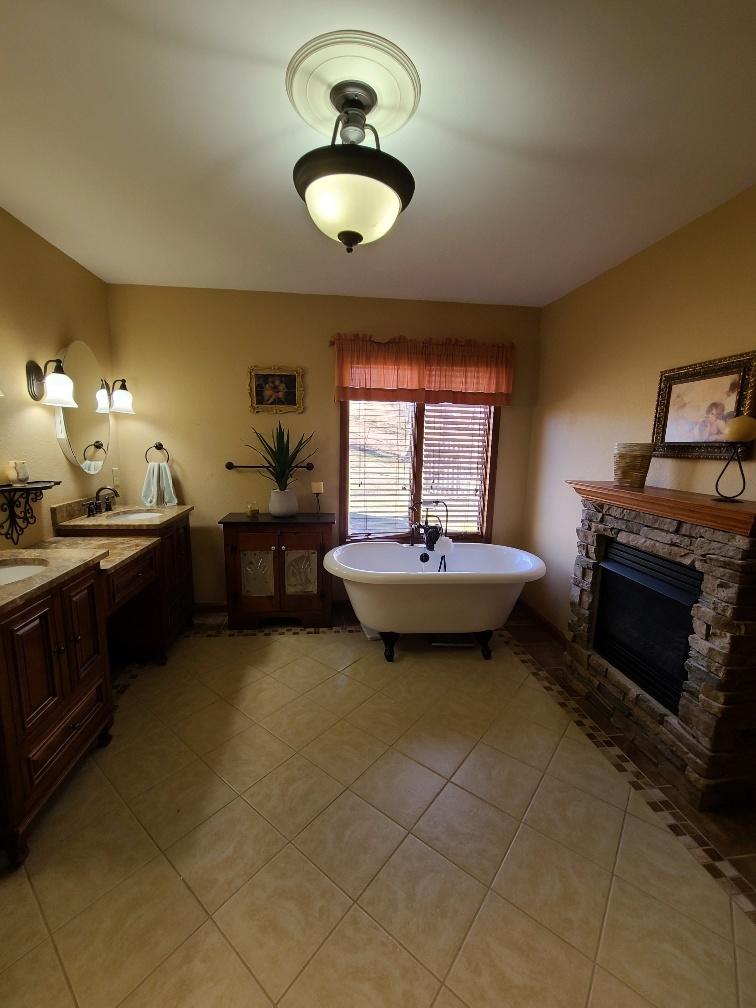 1148 Lambert Road Greenback, TN 37742 - Photo 19 of 26 Master Bath
