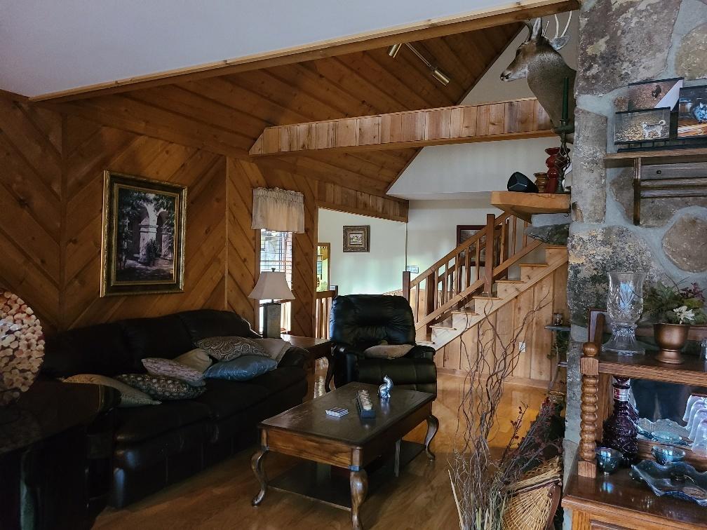 1148 Lambert Road Greenback, TN 37742 - Photo 23 of 26 Living Room