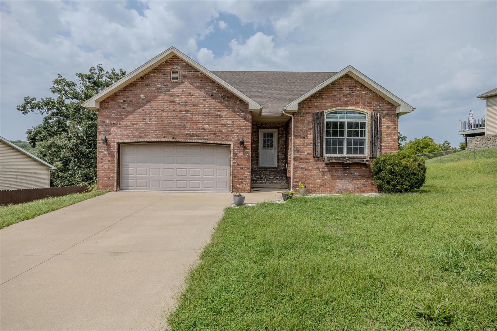112 Birchtree Circle St. Robert, MO 65584 - Photo 2 of 53