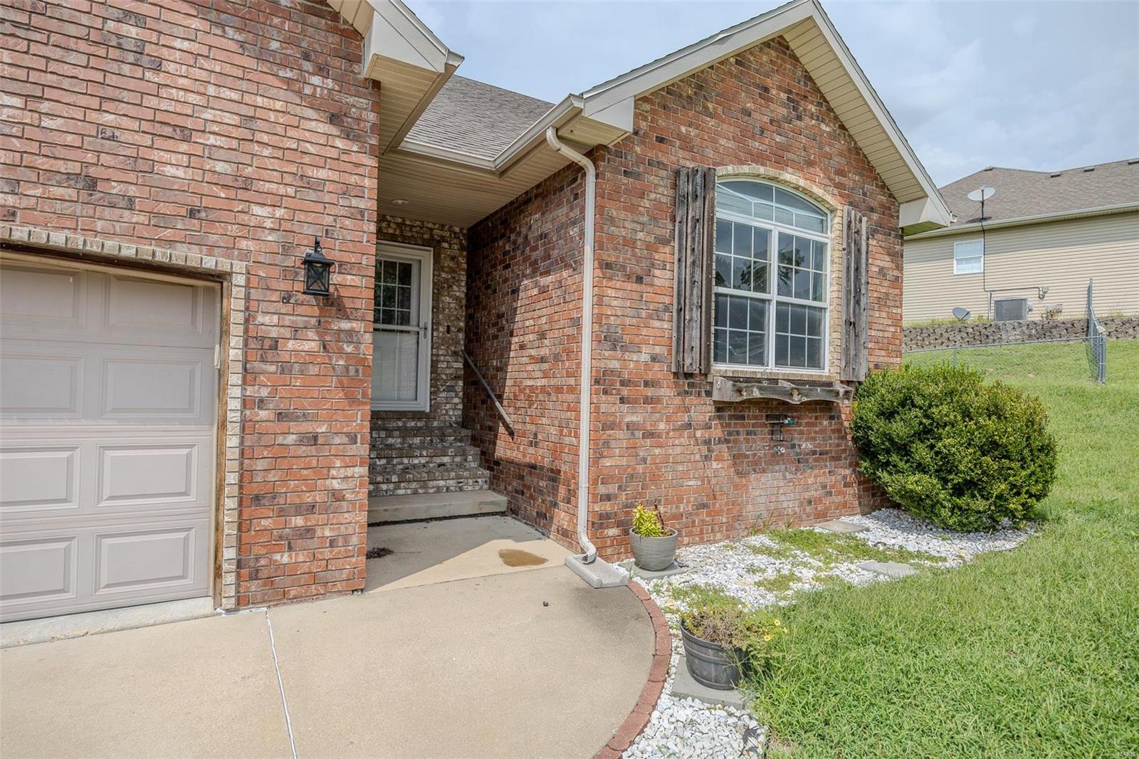 112 Birchtree Circle St. Robert, MO 65584 - Photo 34 of 53